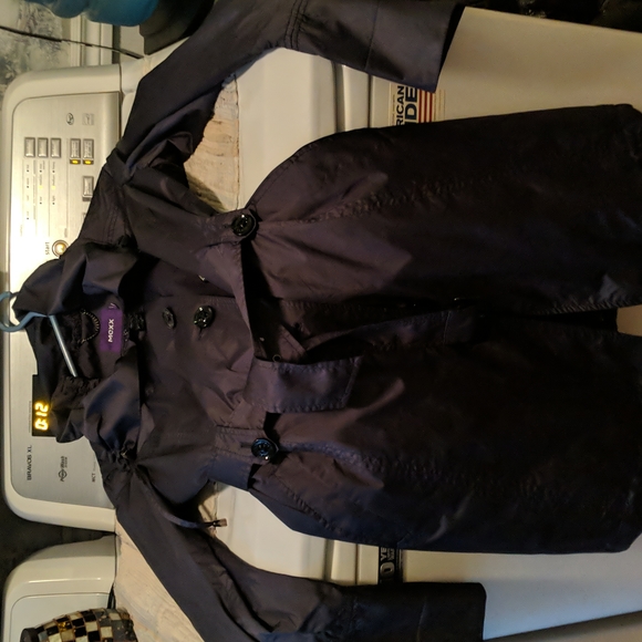 Jacket - Picture 2 of 6